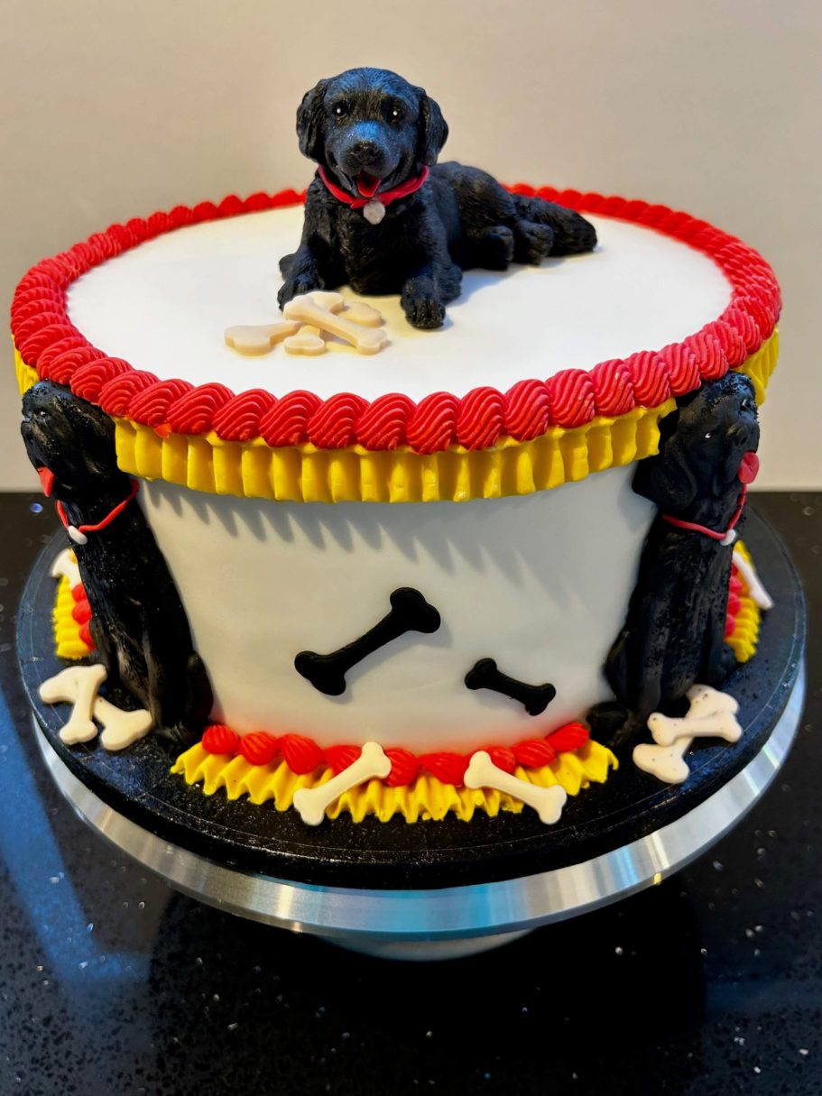 Black Labrador dog themed cake Black Labrador dog cake