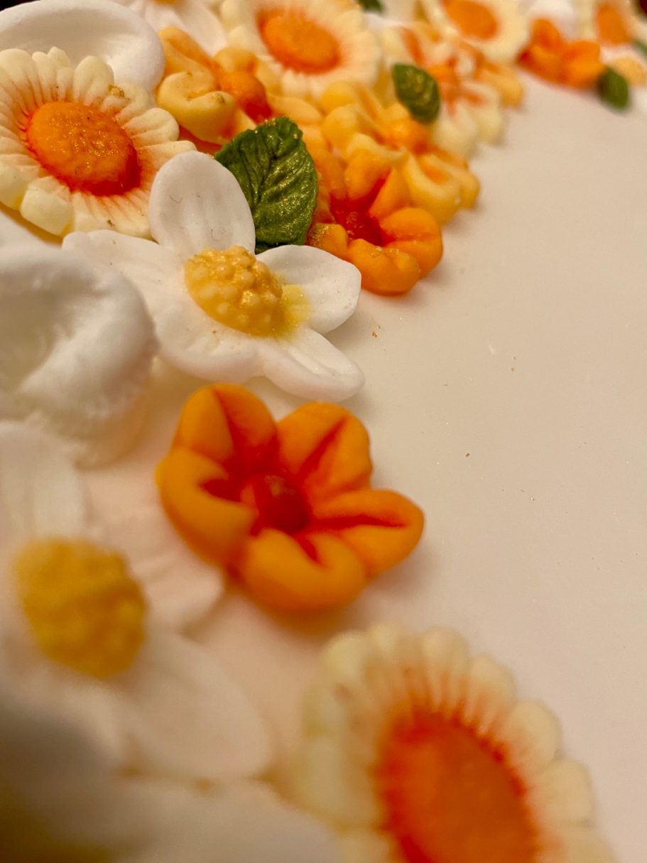 Sugar craft yellow and orange flowers Sugar craft yellow and orange flowers